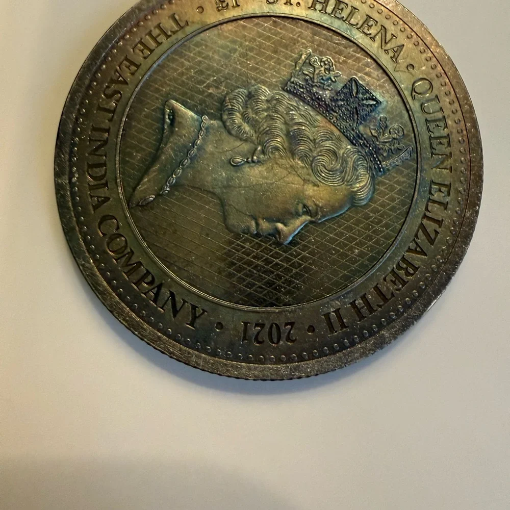 Queen Elizabeth II Silver Coin - Picture 3 of 14